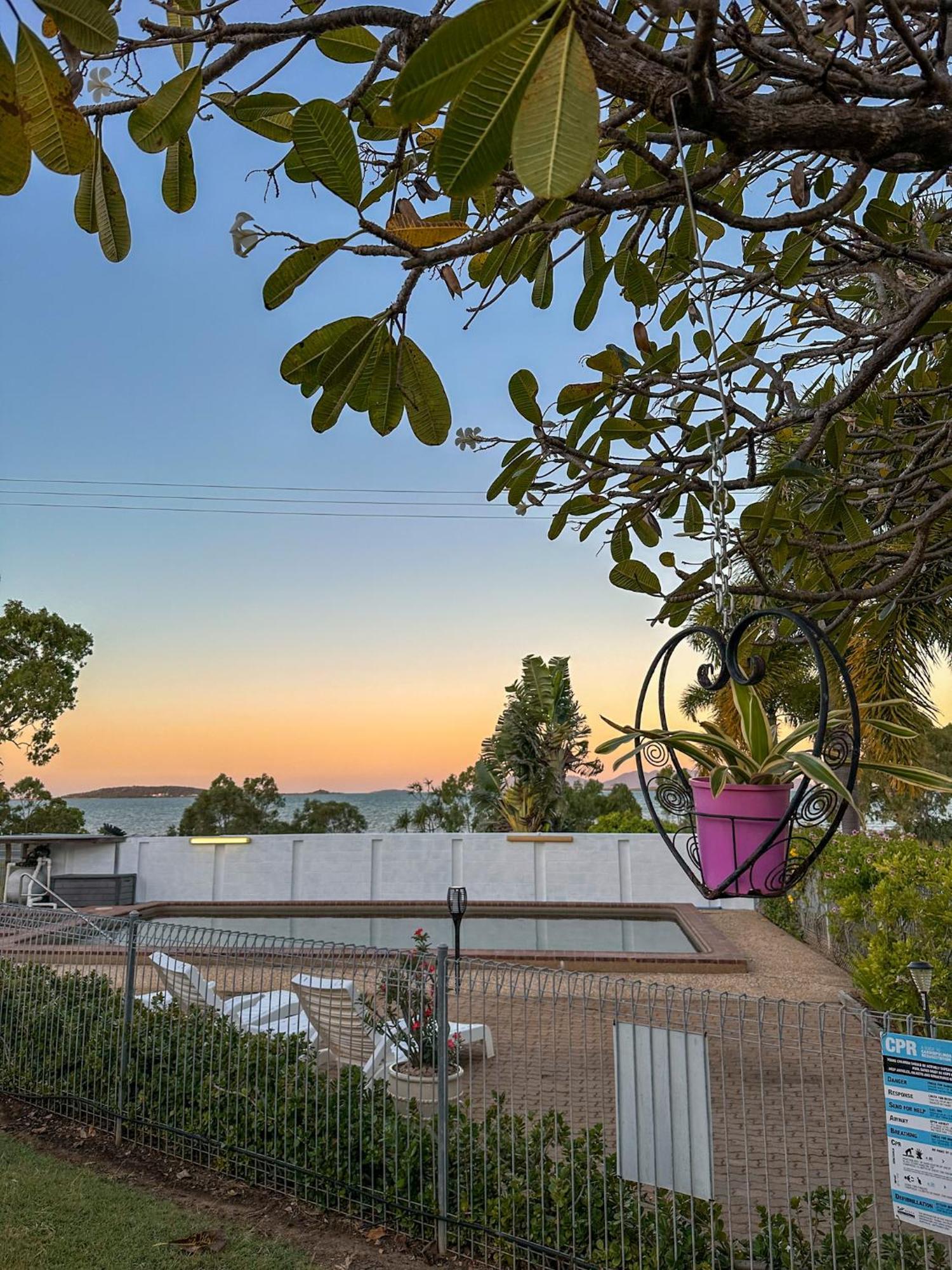 Ocean View Motel Bowen Luaran gambar