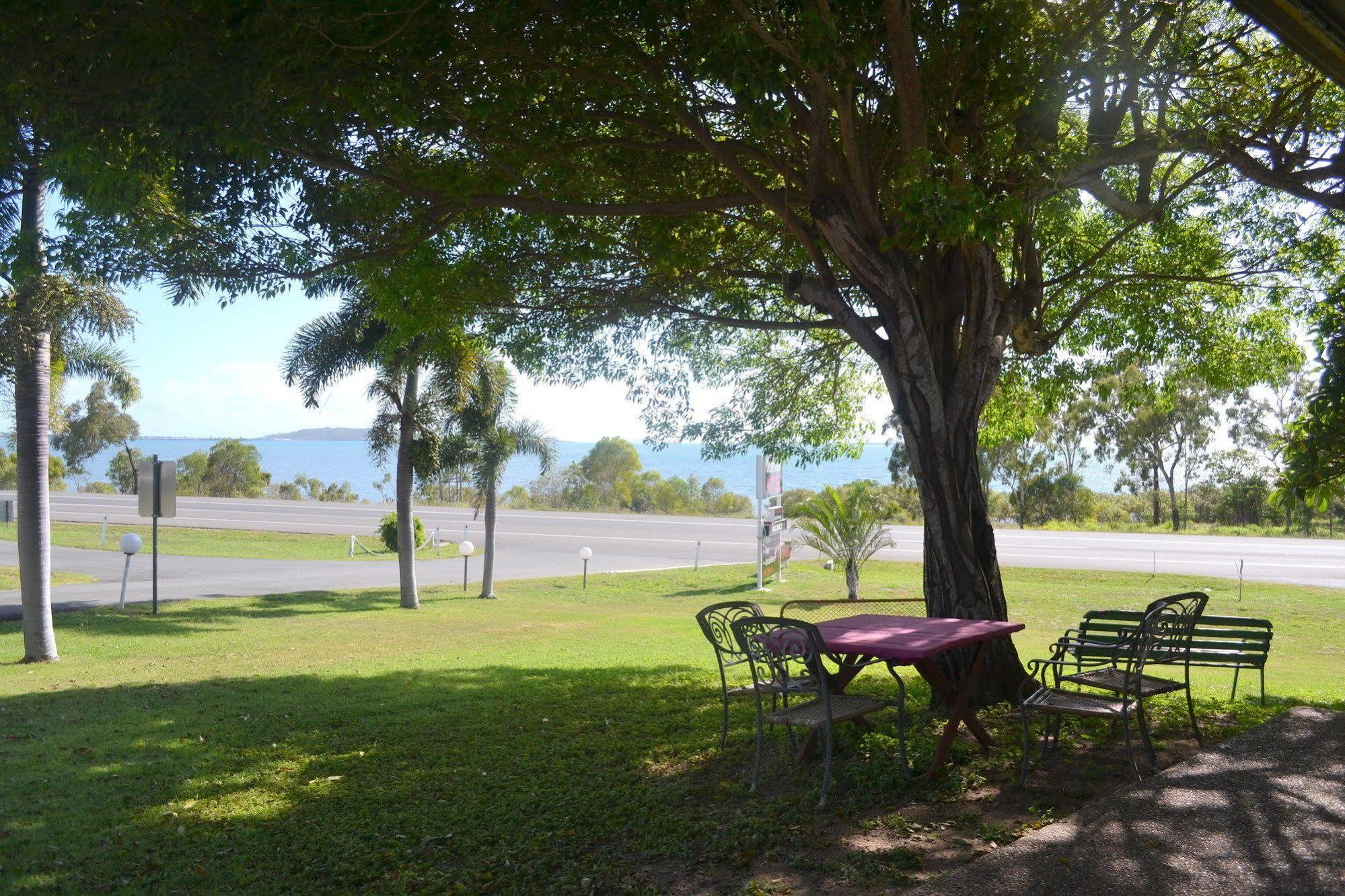 Ocean View Motel Bowen Luaran gambar